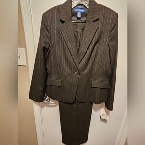 Evan Picone Petite Charcoal Striped Suit